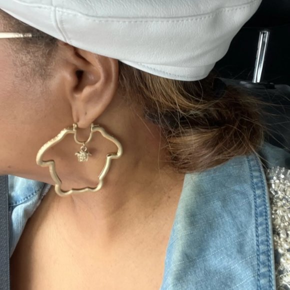 Lux V Head-Shaped 3D Heart Pin Earrings Exaggerated Designer Fashion Jewelry - Picture 8 of 16